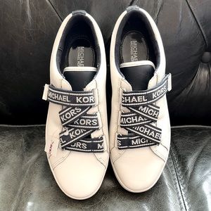 Brand New Michael Kors White Leather Sneakers Size 6